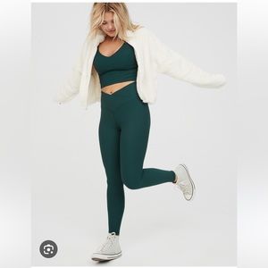 Offline Cross Waist Leggings in Deep Forest Green